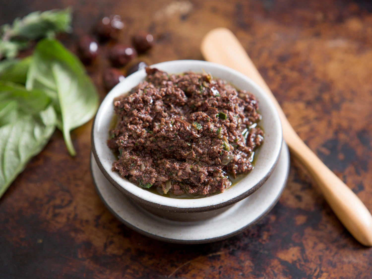 Esta receta se puede hacer en cinco minutos y con ella se dispondrá de un aperitivo o una base para hacer bocadillos, tostas, sándwiches y demás