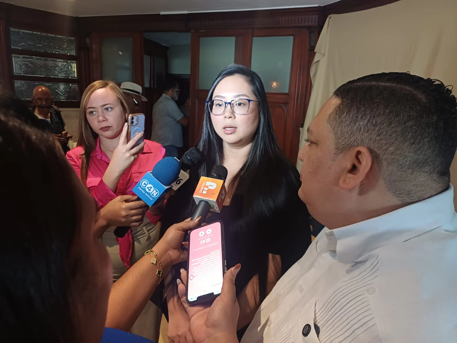 Jessica Peng, representante del sector comercial chino