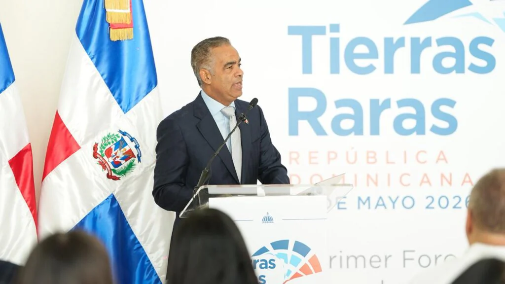 Ministro de Energía y Minas, Joel Santos