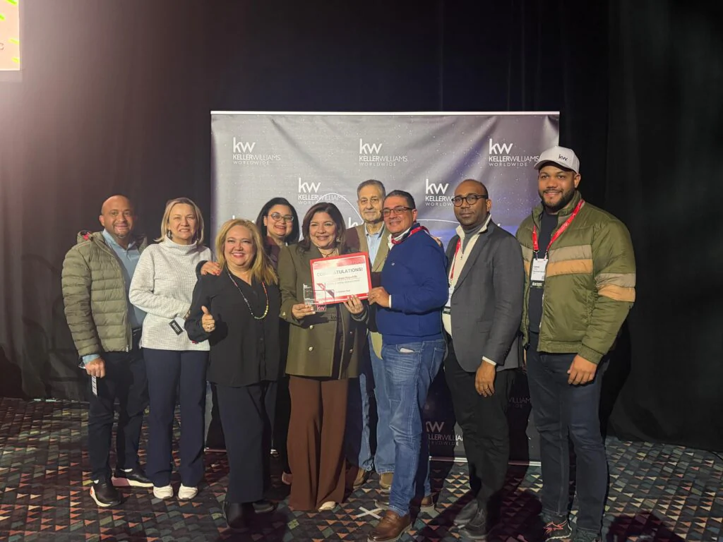 En la premiacion, cinco afiliados a KW Dominicana fueron incluidos en el listado de los Top 100 de altos generadores de riquezas a nivel global